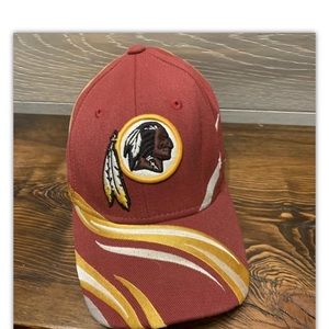 Washington Redskins Reebok Hat OSFA Red Yellow Embroidered Logo‎ NFL